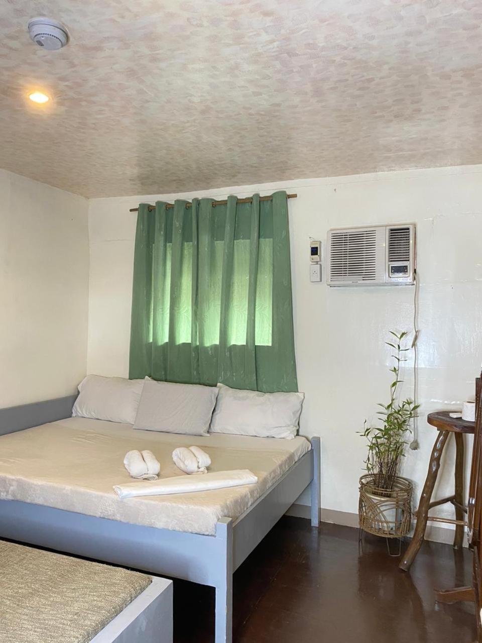 Malayah Hostel General Luna (Surigao del Norte) Quarto foto
